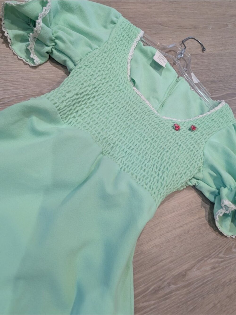 Vintage Mint Green Smocked Maxi Dress with Puff Sleeves - Picture 5 of 10